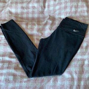black nike dri fit leggings